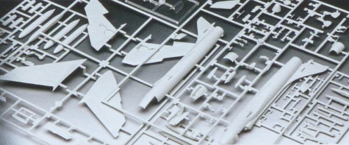 Revell 1/72 Aircraft - Modern Aircraft 1947 to Today Please look - Picture 20 of 54
