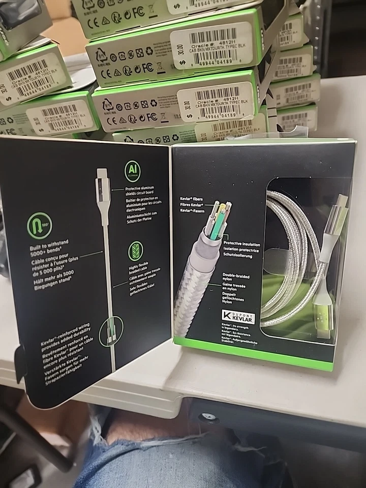 2-pack Belkin MixIt DuraTek Kevlar Gold USB-C to C 4' Ft Braided Charge Cable - Image 4 of 4