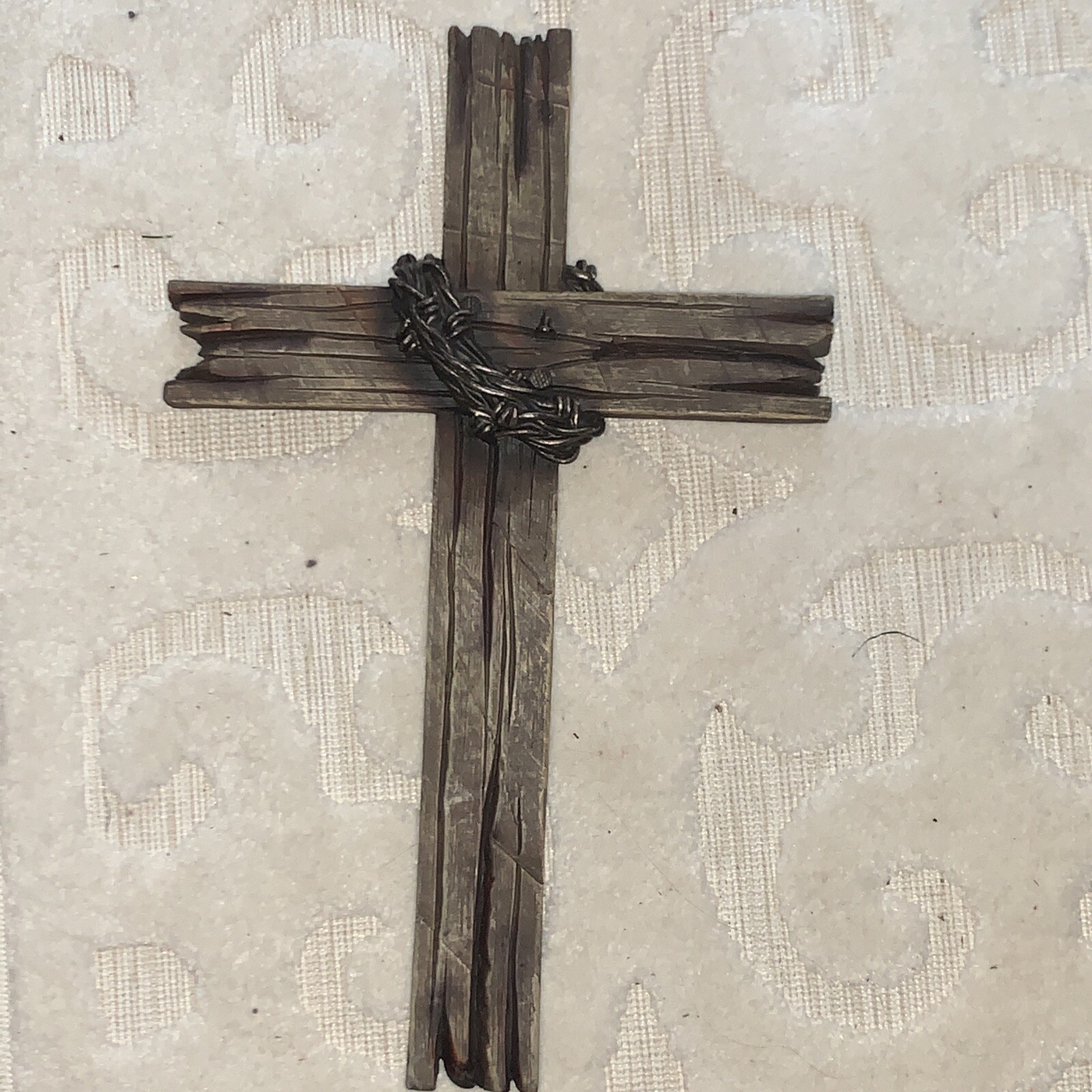 JESUS Barbed Wire Religious Lifelike Cross 20x12 weighted wall plaque