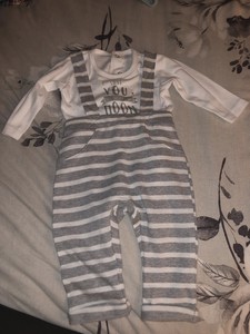 velour tracksuit matalan