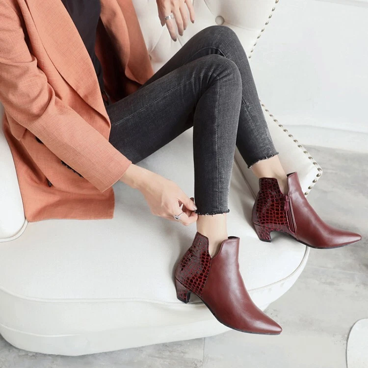 Ladies kitten clearance heel ankle boots