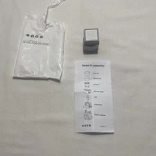 EAO White Push Button, EUS-704.03-3067