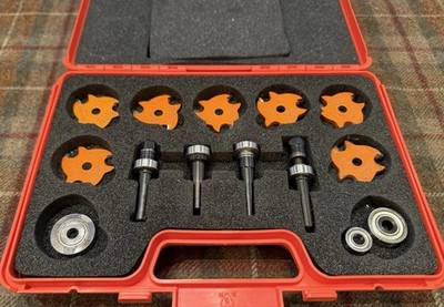 CMT 823.001.11 Slot Cutter Set in Carrying Case, Carbide-Tipped, Only 1 Used!