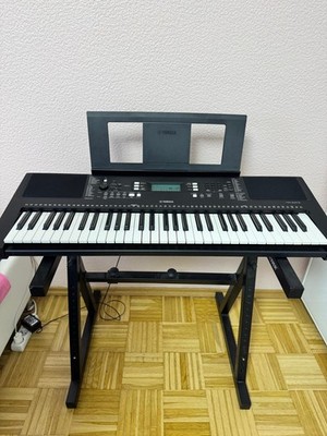 Yamaha PSR-E373 61-Tasten Portable Keyboard E-Piano Schwarz mit Ständer