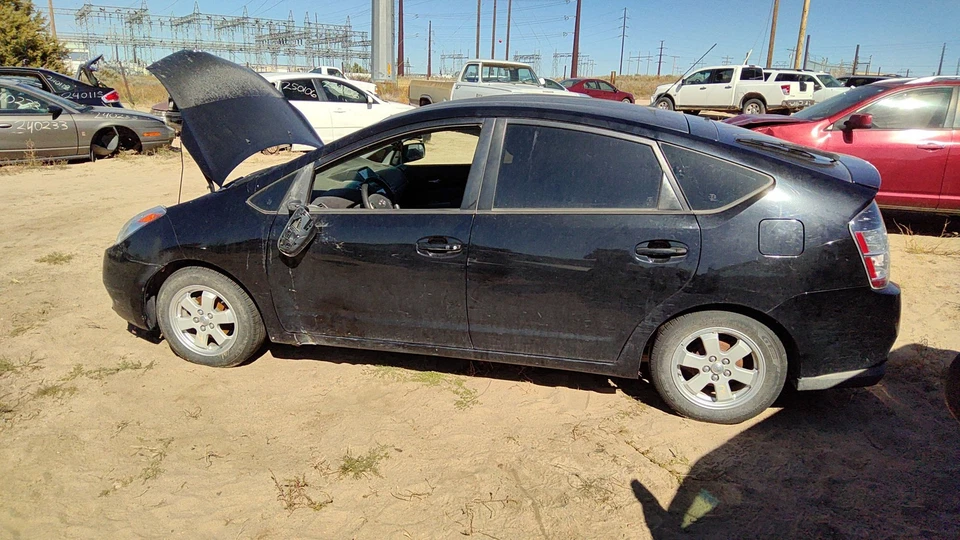 Conjunto de culata Toyota Prius 2004-2009 OEM 1,5 L 1110121062 Foto 4 de 4