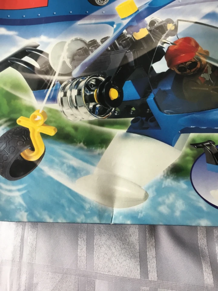 Lego Duplo 2909 Helicoper. Toolo Action Wheelers. BNISB - Image 3 of 4