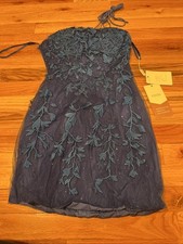 Stacees BRAND NEW blue Floral Lace Prom Dress Criss Cross Back Built In Bra