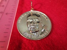 14 KT GOLD EP TWO SIDED MARTIN LUTHER KING ( MLK ) MEDALLION CHARM PENDANT-1615