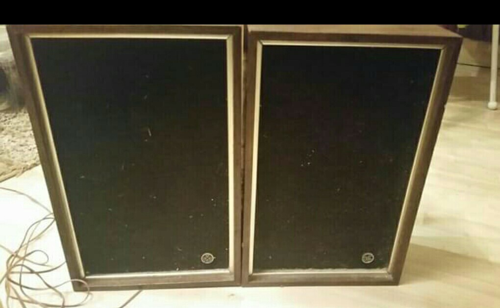 PAIR VINTAGE ORIGINAL AIR SUSPENSION AUDIO SYSTEM BOOKSHELF SPEAKERS 14