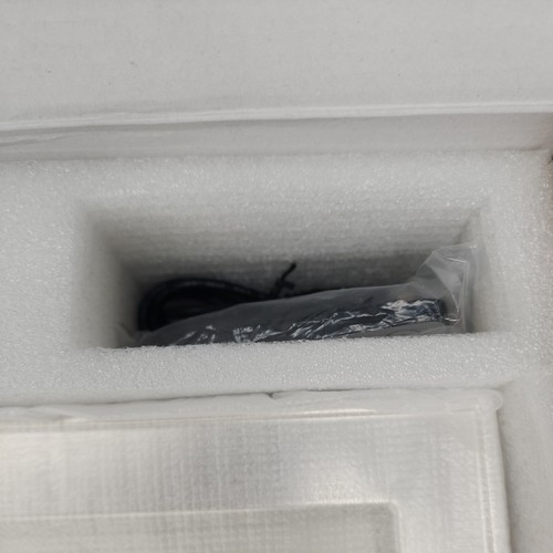 NEW Pottery Barn Silver Engravable Digital Photo Frame 8" lcd panel Pandigital - Picture 10 of 11