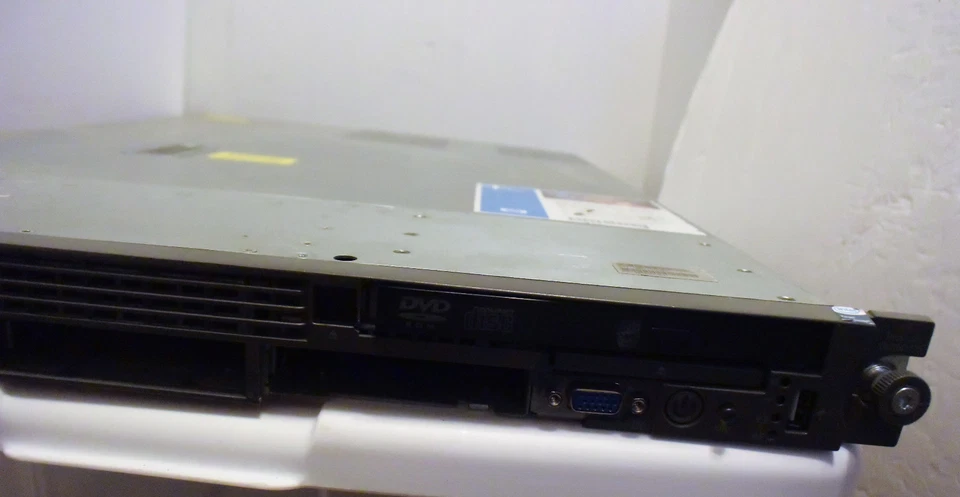 HP Proliant DL360 G5 HSTNS-2115 Rack Server - UNTESTED AS IS - Image 3 of 4