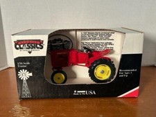 Massey-Harris Pony 1947 Wide Front Tractor 1/16 Scale Models Classics USA Made