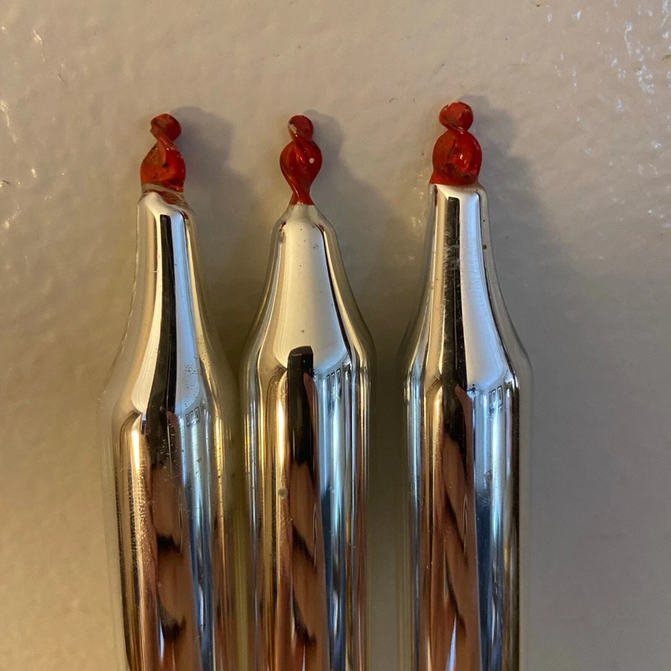 Antiguo juego de 3 candelabros cónicos de vidrio de mercurio de 10 pulgadas Foto 3 de 4