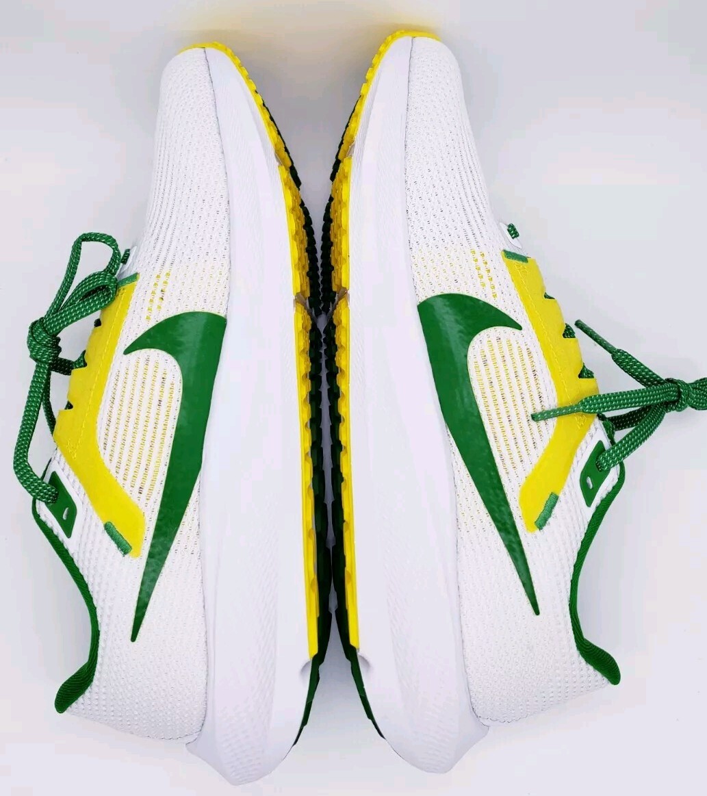 Nike Air Zoom Pegasus 40 Oregon Ducks White Green Yellow  display picture 1