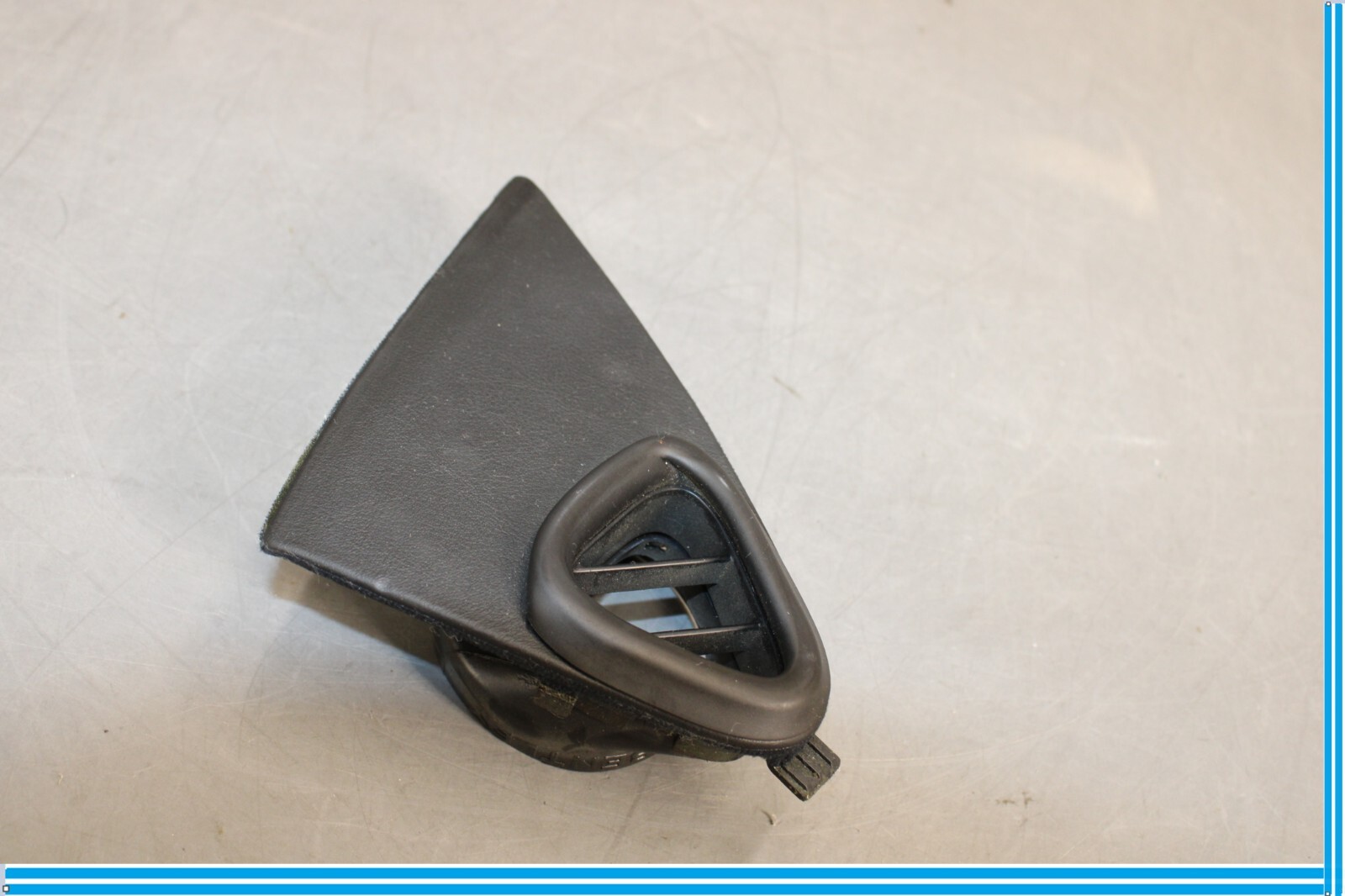 Bentley Continental 2006-2012 Right Side grille P/N 3W5858247A