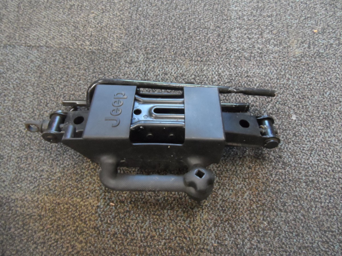 52110391AB Jack Set 02-07 2002-2007 JEEP LIBERTY NITRO Magnum | eBay