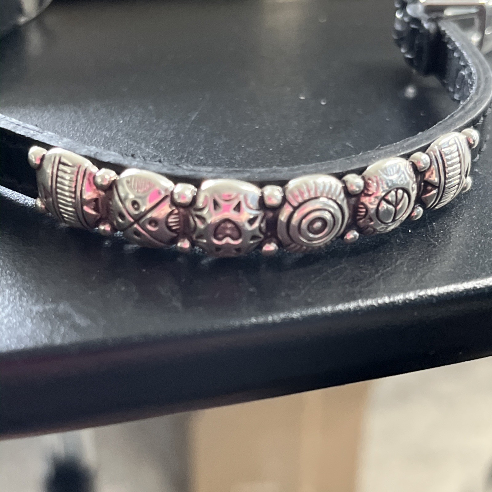 Brighton Harmony Bandit Conch Bracelet with Black Leather and Buckle Closure 8 Inch