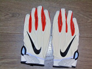 2025 OREGON STATE BEAVERS NON GAME USED NIKE PADDED FB GLOVES LARGE