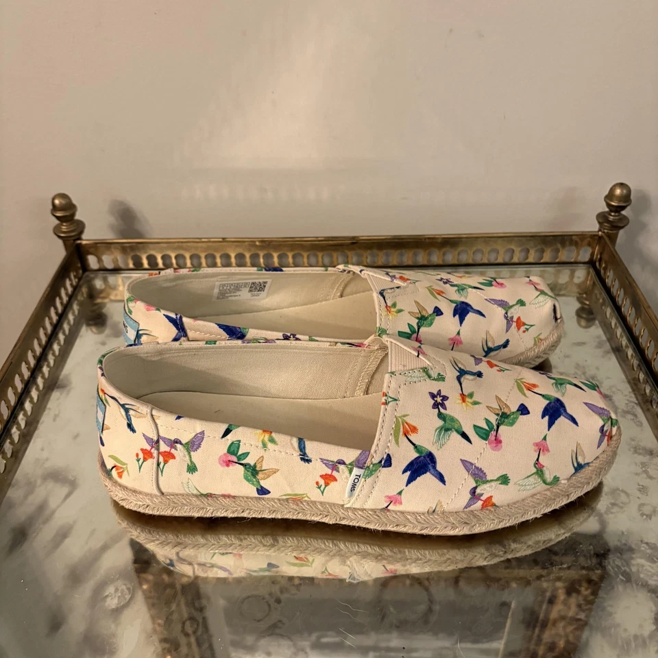 TOMS туфли женщин размер 8 кремовый колибри цветочный Espadrille скольжения на холсте - Изображение 4 из 4