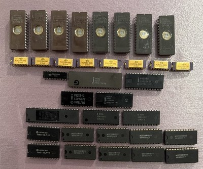 33pc Rare Intel 8086 Kit: D8086, 8x EPROM S-100, Heathkit, OKI MSM3764, 1981