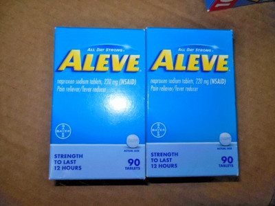 Aleve Naproxen Sodium Pain/ Fever Reducer 180 Tabs total EXP 10/2026 box damage