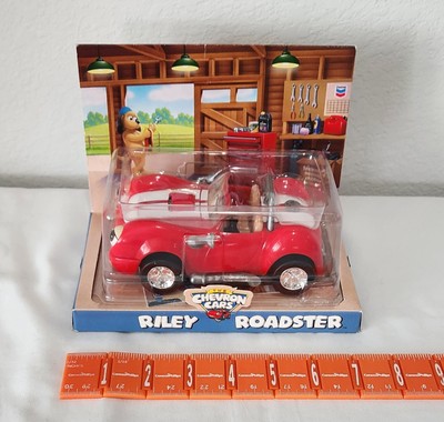 NIP The Chevron Cars Riley Roadster 2003 - Hood Opens - Eyes Move Side To Side