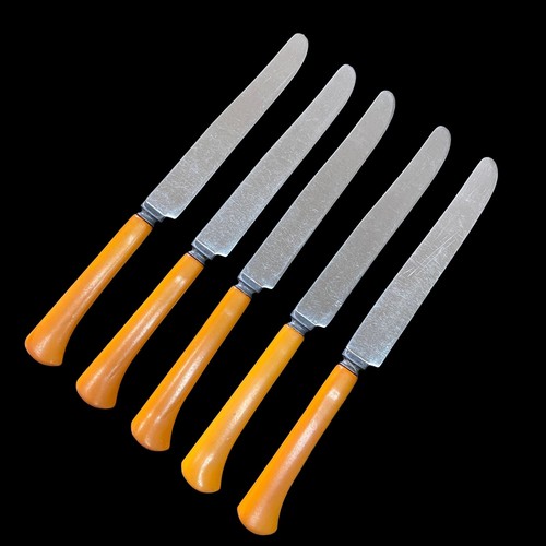 5 Vtg Sharp Cutter Flatware Dinner Knife Stainless Butterscotch Bakelite Handle - Picture 3 of 7