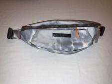 Petunia Pickle Bottom All-Around Belt Bag Smo...