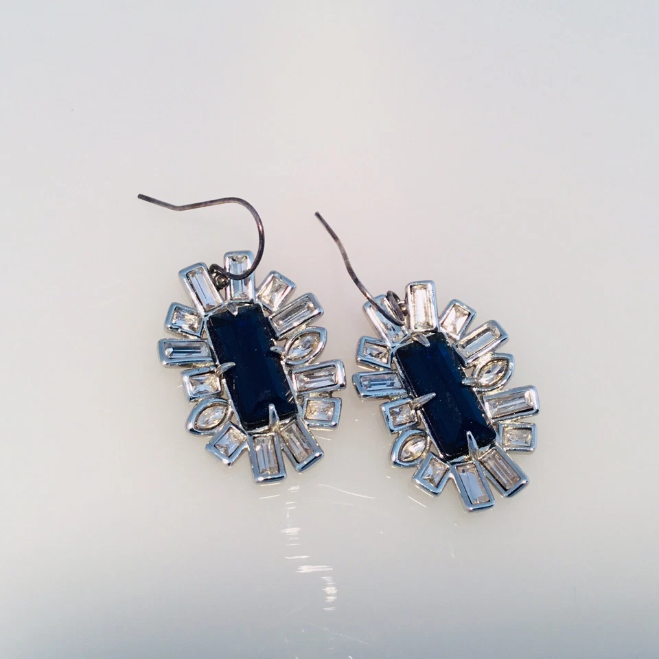  Pendientes colgantes con halo baguette ALEXIS BITTAR 123491 'Miss Havisham' Foto 2 de 4