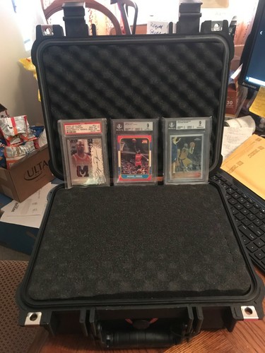 MEDIUM SPORTS/TCG GRADED CARDS BGS/PSA SLAB HOLDER STORAGE TRAVEL CASE BOX+ LOCK - Picture 3 of 12