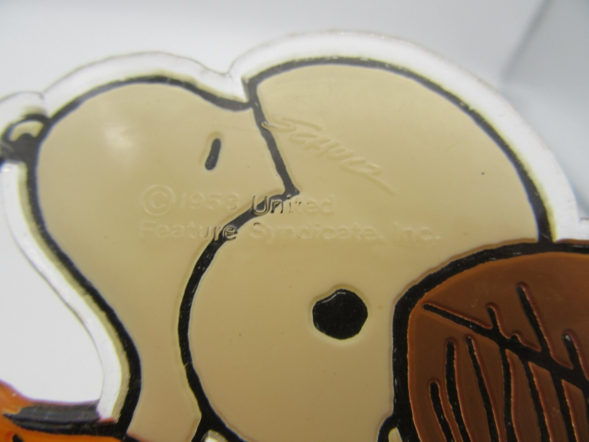 1958 Plastic Snoopy Throwing Football | eBay
