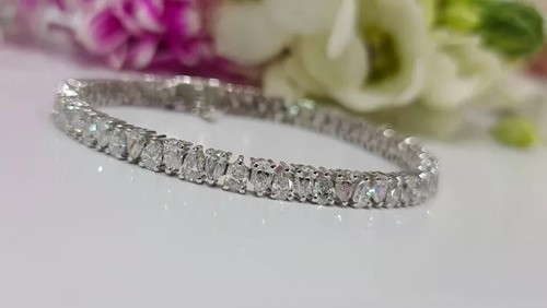 Pear Cut 5.20 Ct Simulated Diamond Beauty Tennis Bracelet 14K White Gold Plated - Picture 4 of 8