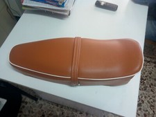 Selle-Sahil Marron avec Coutures Blanches pour Vespa 125 Primavera