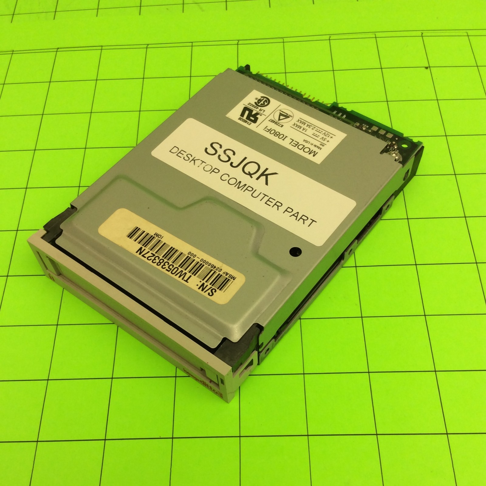 Desktop Computer Tape Backup Drive I080FI 02456000-000 TW0538237N