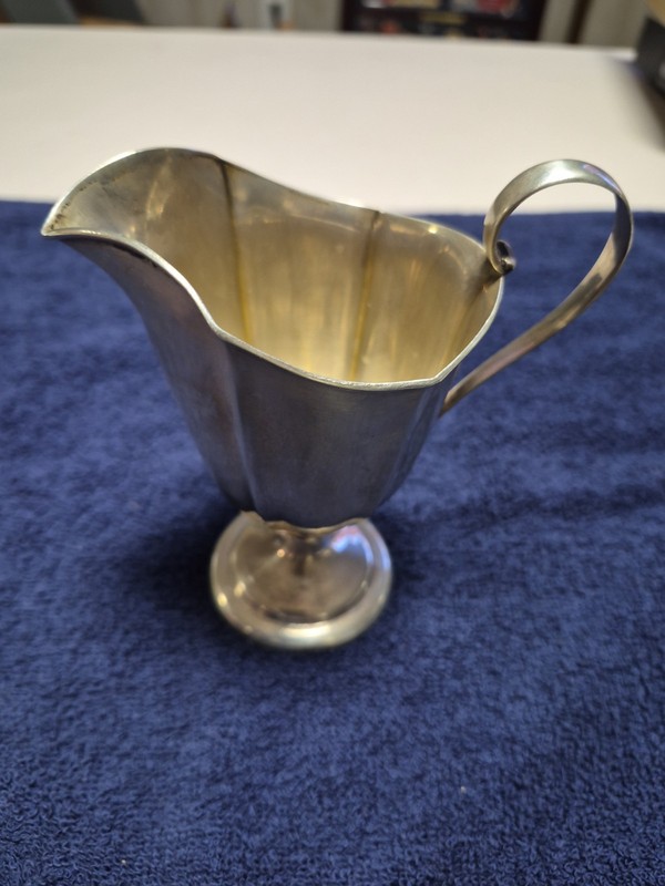 Sterling Silver Creamer!  H 5" W 4.75"  3.3 Troy 0Z T. 