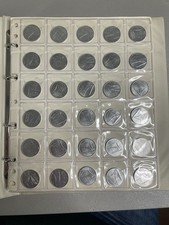 Italia Lotto di 254 Monete anni ‘70. Lire 5-10-20-50-100-200. Album Compreso.