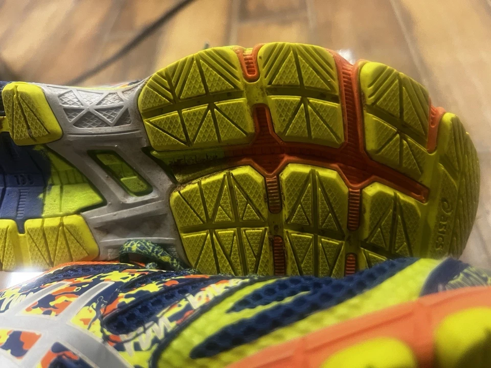 Boys ASICS GEL NOOSA TRI 10 BOYS 1.0 KIDS BLUE LIGHTENING SNEAKERS neon C523N - Image 4 of 4