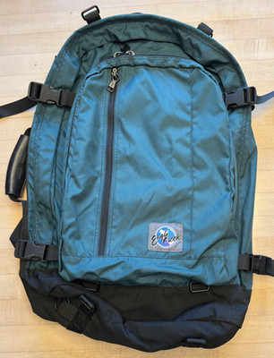 Eagle Creek Continental Journey Green Cordura Nylon Convertible Frame Backpack