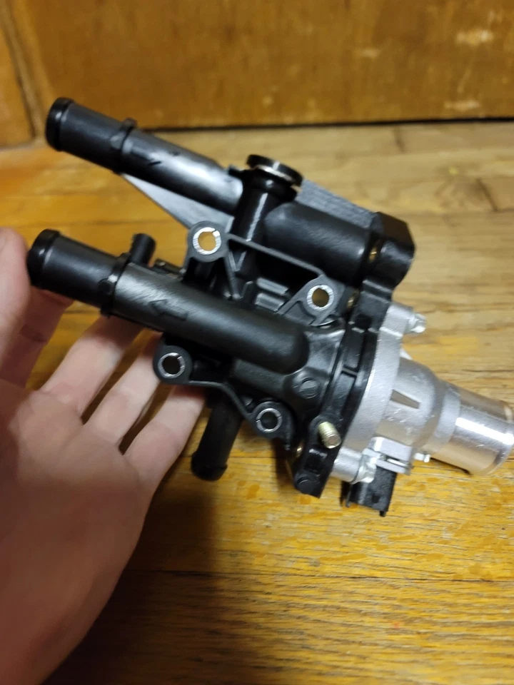 Chevrolet Cruze Sonic ACDelco 2011-2015 motor refrigerante termostato unidad de carcasa Foto 2 de 4