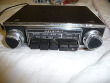 MOTOROLA 114 push button Car Radio player             .. 8