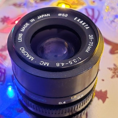 Exakta 3,5-4,8 35-70mm MC Macro Zoom mit PK Anschluß
