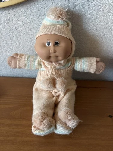 Vintage Cabbage Patch kids Doll Bald Red Signature Xavier Roberts Knit Outfit