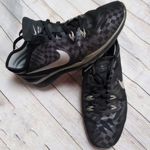 nike 806277 001