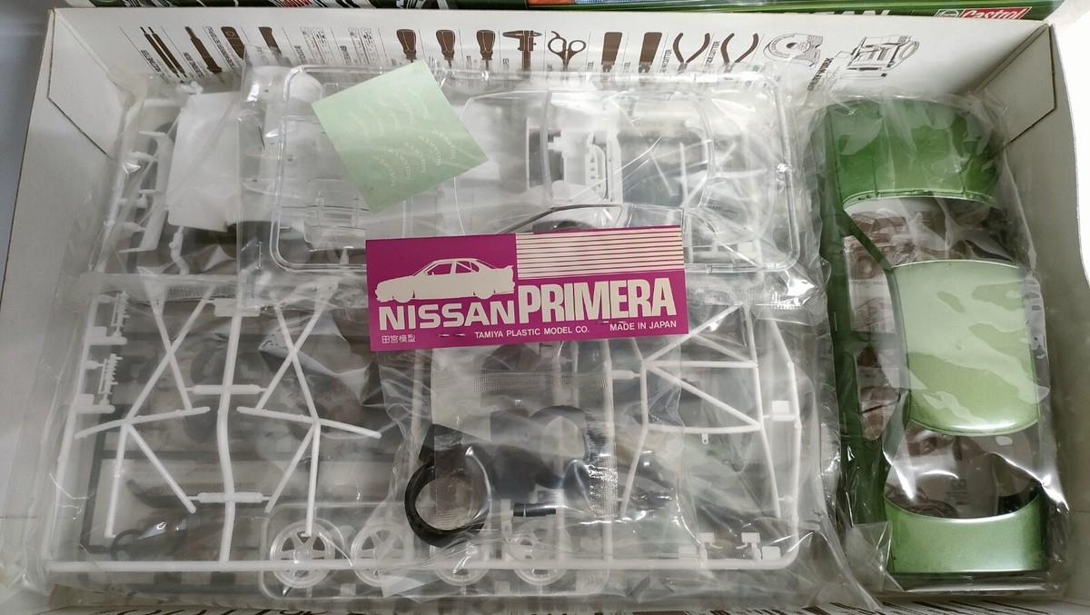 TAMIYA 1/24 CASTROL NISSAN PRIMERA 1994 JTCC Plastic Model