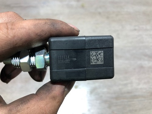 2011 HYUNDAI I30 5DR 1.6 DIESEL BRAKE PEDAL LIGHT SWITCH - Picture 4 of 5