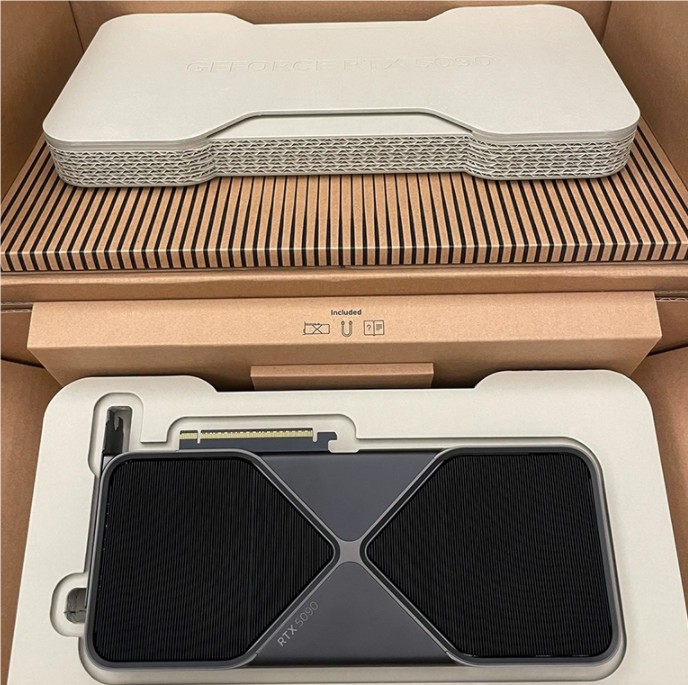 GeForce RTX 5090 FE Founders Edition GPU Graphics card