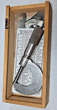 Vtg Brown & Sharpe Mfg Co Precision Micrometer No. 209-Machinist Tool w Wood Box