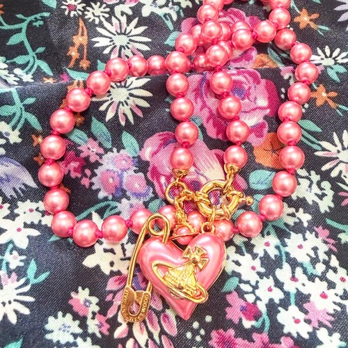 Vivienne Westwood Pearl Necklace Pink