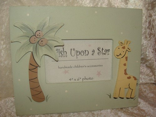 WISH UPON A STAR Wooden Frame With Giraffe~Great For A Child’s Room~Holds 4x6 - Picture 3 of 4