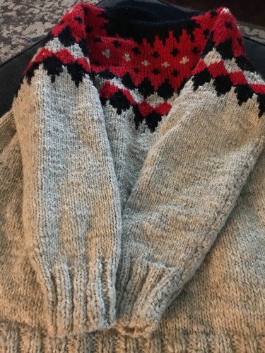 Vintage knit Jacket. Mary maxim ? Cowichan ? - Picture 4 of 5